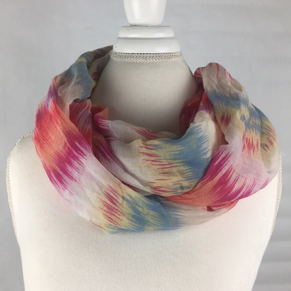 NWT Lightweight Multi Color Print Infinity Scarf